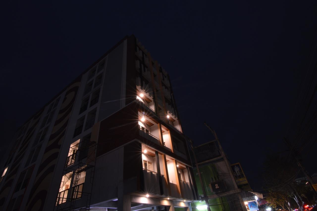 Ud Capital Hotel Udon Thani Exterior foto